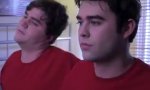 Funny Video : Siamesische Zwillinge