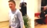 Funny Video : Gefangen im Kinderstuhl 