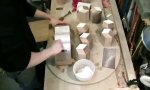Escher-eske Holzschüssel 