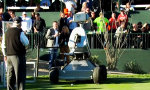 Funny Video : Roboter beim Golfen                 