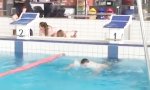Funny Video - Rückwärts Schwimmen