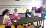 Movie : Wettessen beim Kindergeburtstag