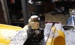 Funny Video : Metallbearbeitung für Götter