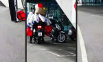 Lustiges Video - Brauch kein Auto, hab ein Motorrad!