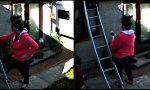 Ein Job, ein Smartphone, eine Leiter