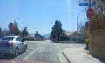 Funny Video : Strange Roadside Encounter